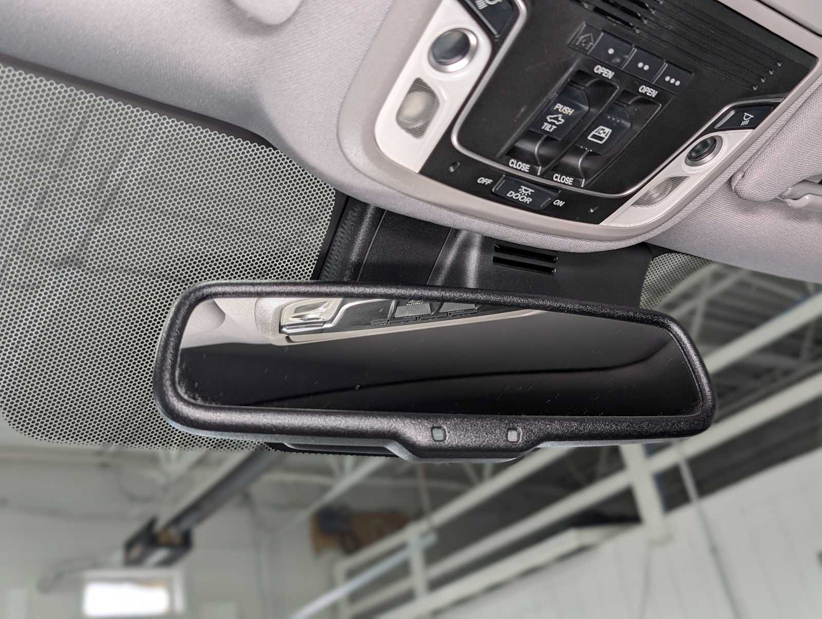 Used 2020 Honda Ridgeline RTL-E image 32
