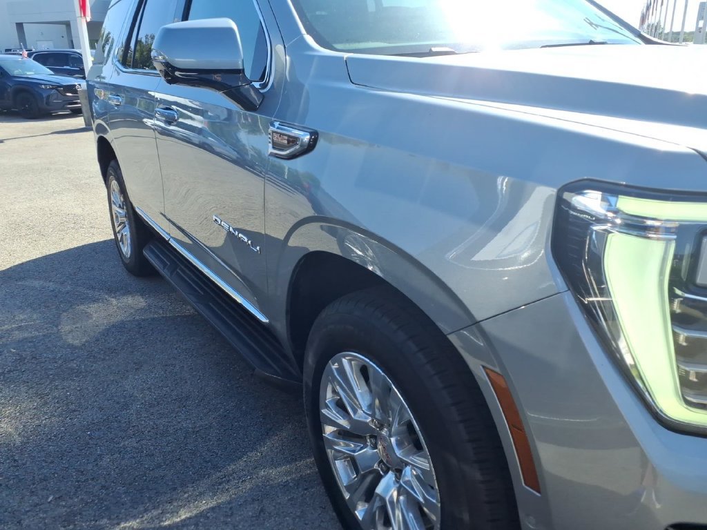 Used 2025 GMC Yukon Denali AWD/4WD image 19
