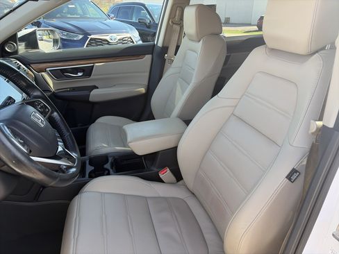 Used 2019 Honda CR-V Touring image 18