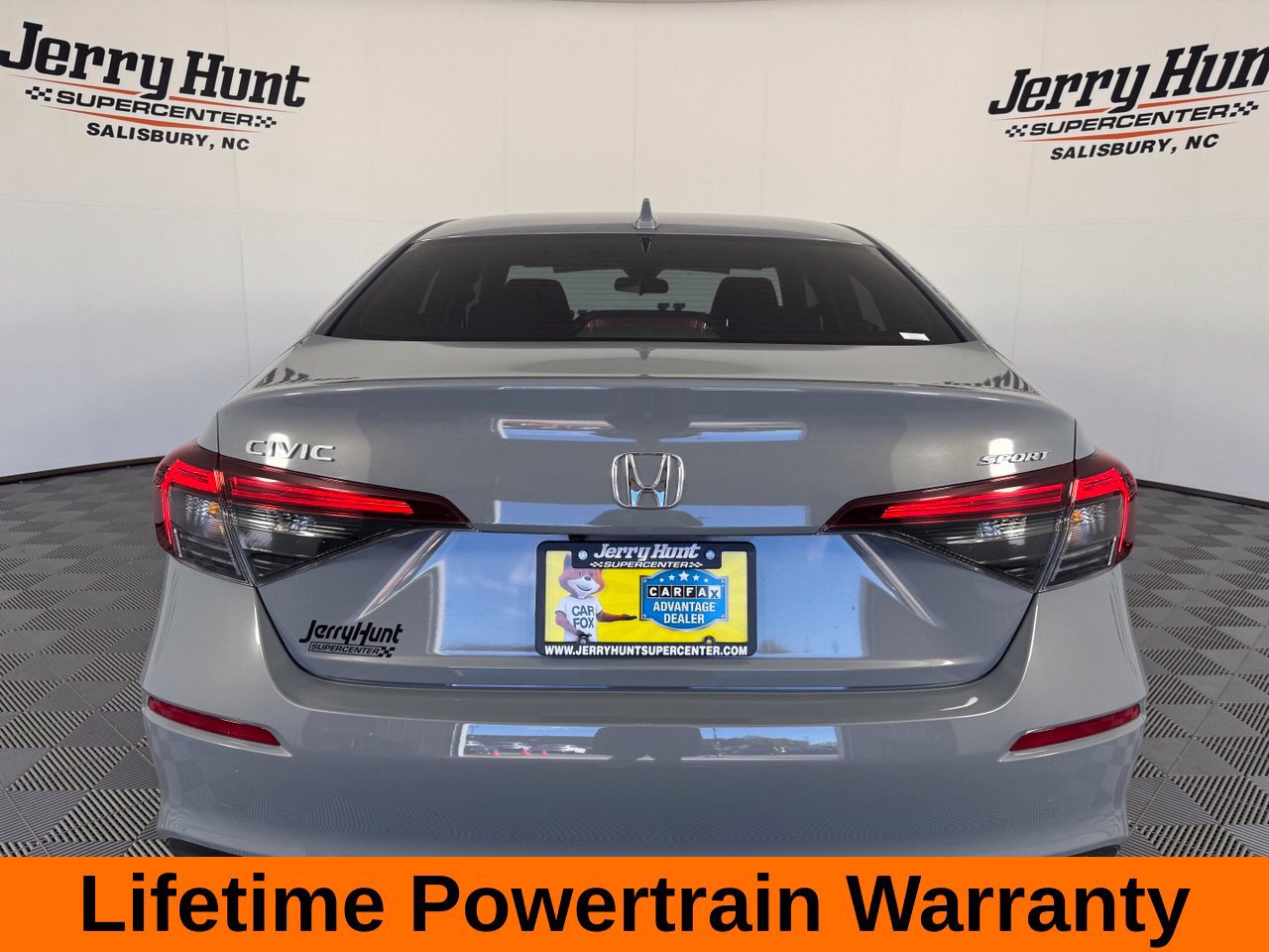 Used 2025 Honda Civic Sport image 8