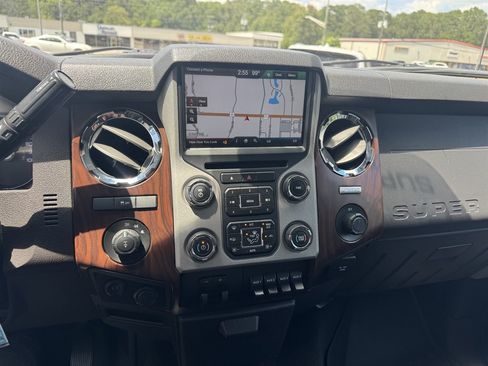Used 2016 Ford F350 Lariat w/ Snow Plow Prep Package AWD/4WD image 9