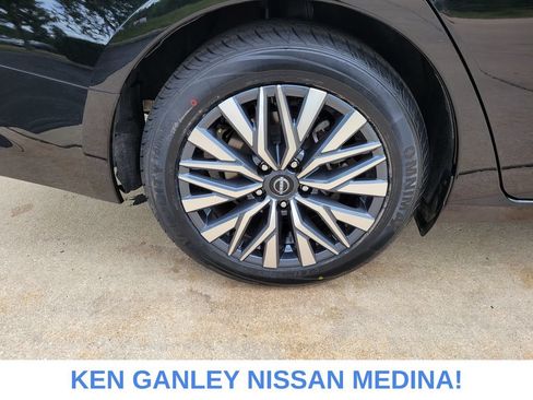 Certified 2025 Nissan Altima 2.5 SV FWD image 21