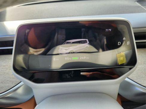 New 2025 Volkswagen ID. Buzz Pro S Plus image 24