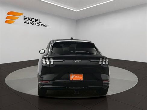 Used 2021 Ford Mustang Mach-E Premium image 4