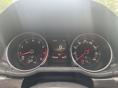 Used 2017 Volkswagen Passat 1.8T SE FWD image 15
