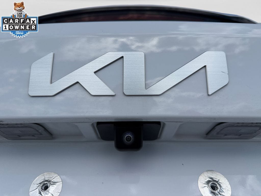 Certified 2025 Kia Sorento S w/ Panoramic Sunroof Package FWD image 18