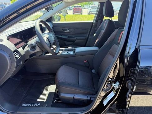 New 2026 Nissan Sentra SR w/ SR All Weather Package FWD image 17