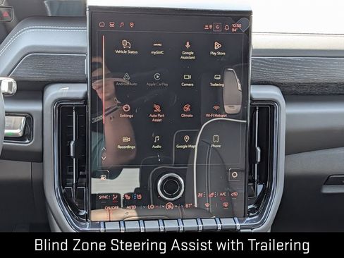 New 2026 GMC Yukon AT4 Ultimate w/ LPO, Floor Liner Package AWD/4WD image 15