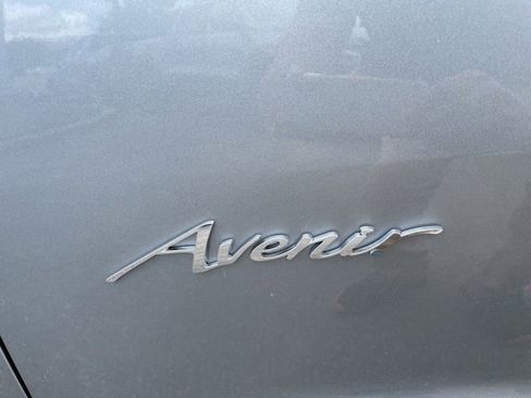 New 2026 Buick Enclave Avenir w/ LPO, Floor Liner Package image 10