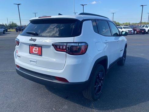 New 2026 Jeep Compass Latitude AWD/4WD image 7
