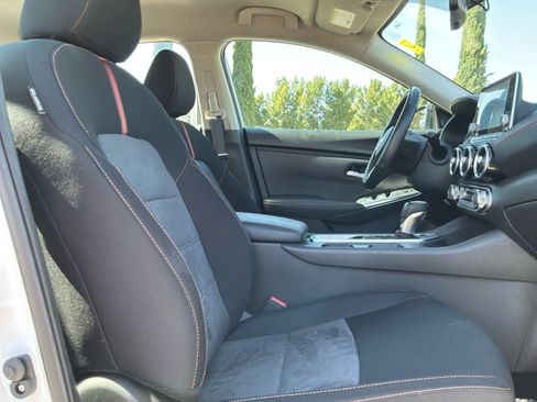 Used 2023 Nissan Sentra SR w/ Electronics Package FWD image 20