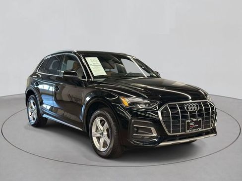 Certified 2024 Audi Q5 Premium w/ Convenience Package AWD/4WD image 6