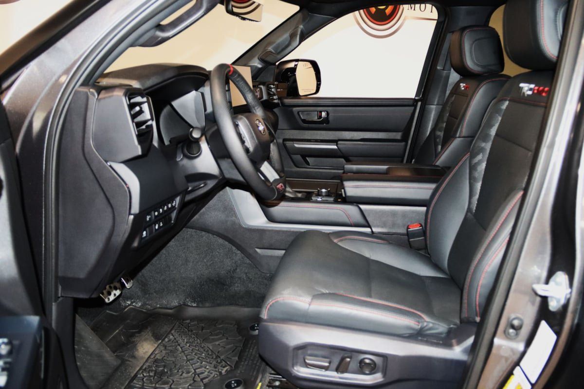 Used 2025 Toyota Sequoia TRD Pro AWD/4WD image 40