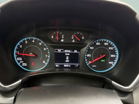 Used 2018 Chevrolet Equinox LS image 33