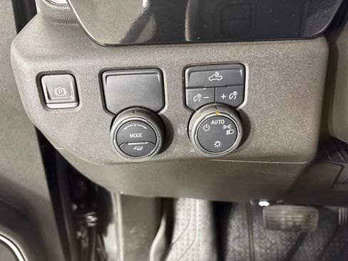 Used 2025 Chevrolet Silverado 1500 LT w/ LPO, Dark Essentials Package RWD image 25
