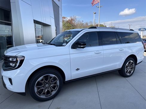 New 2025 Ford Expedition Max King Ranch image 4