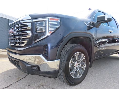 Used 2025 GMC Sierra 1500 SLT AWD/4WD image 31