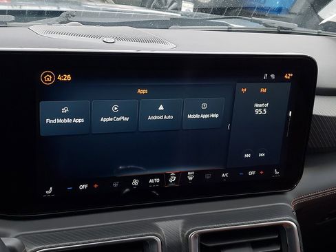 Used 2025 Ford Mustang GT Premium image 23