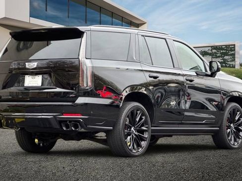 Certified 2025 Cadillac Escalade V image 3