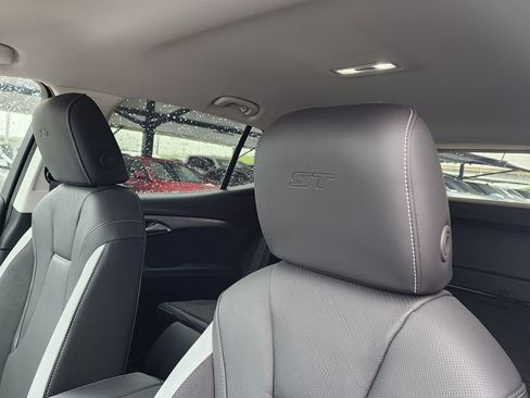 New 2026 Buick Envision Sport Touring AWD/4WD image 17