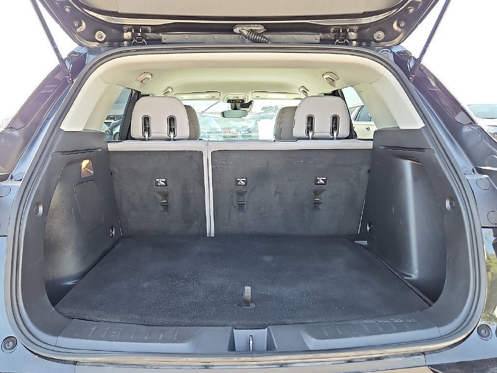 Used 2024 Chevrolet TrailBlazer LT w/ Driver Confidence Package FWD image 28