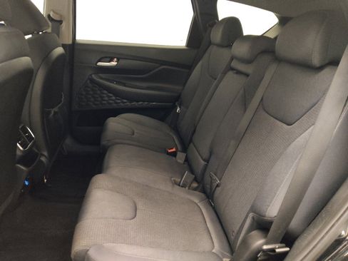 Used 2019 Hyundai Santa Fe SE image 18