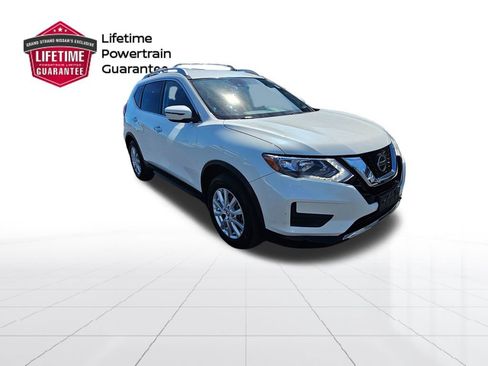 Used 2020 Nissan Rogue SV image 5