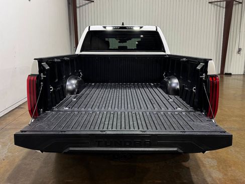 Used 2022 Toyota Tundra SR5 AWD/4WD image 47