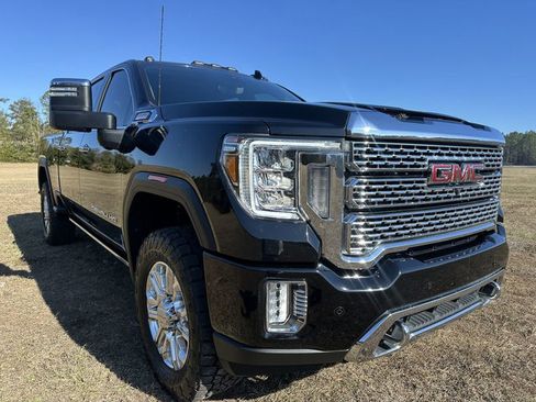 Used 2022 GMC Sierra 2500 Denali w/ Denali Ultimate Package image 3