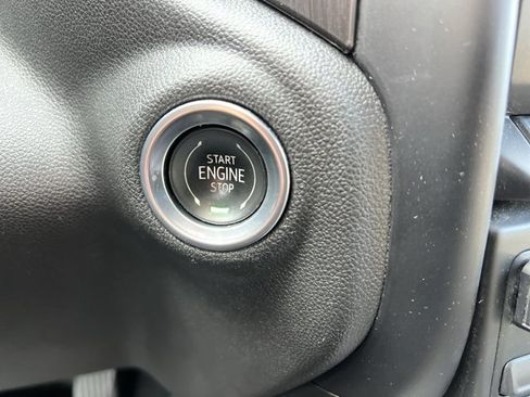 Used 2021 GMC Sierra 1500 AT4 AWD/4WD image 17