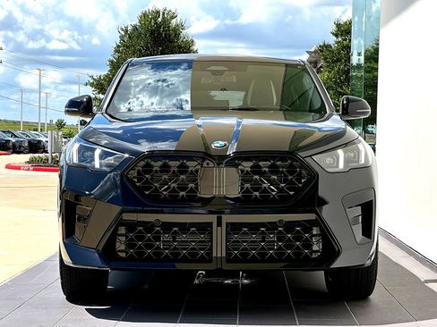 New 2026 BMW X2 xDrive28i w/ Technology Package AWD/4WD image 5