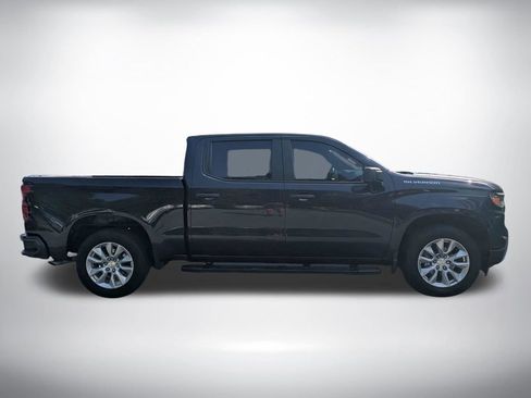 Used 2023 Chevrolet Silverado 1500 Custom RWD image 2
