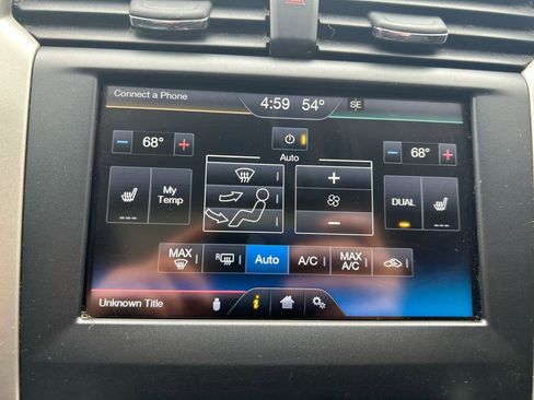 Used 2014 Ford Fusion SE w/ Equipment Group 202A FWD image 24