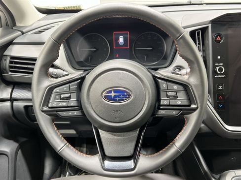 Certified 2025 Subaru Crosstrek 2.5i Limited w/ Crosstrek Mirror Package image 14