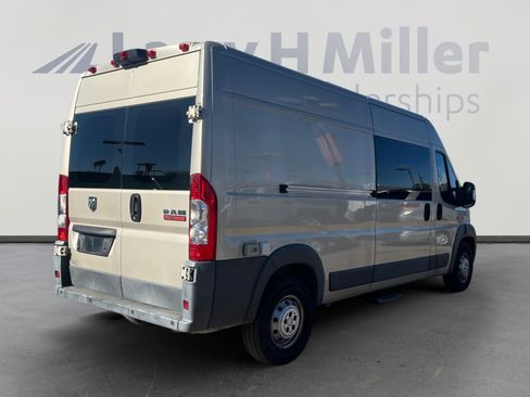 Used 2014 RAM ProMaster 2500 w/ Interior Convenience Group image 5