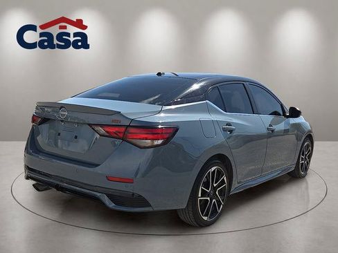 Used 2025 Nissan Sentra SR FWD image 5