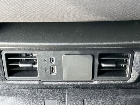 New 2025 Chevrolet Silverado 1500 Custom image 21