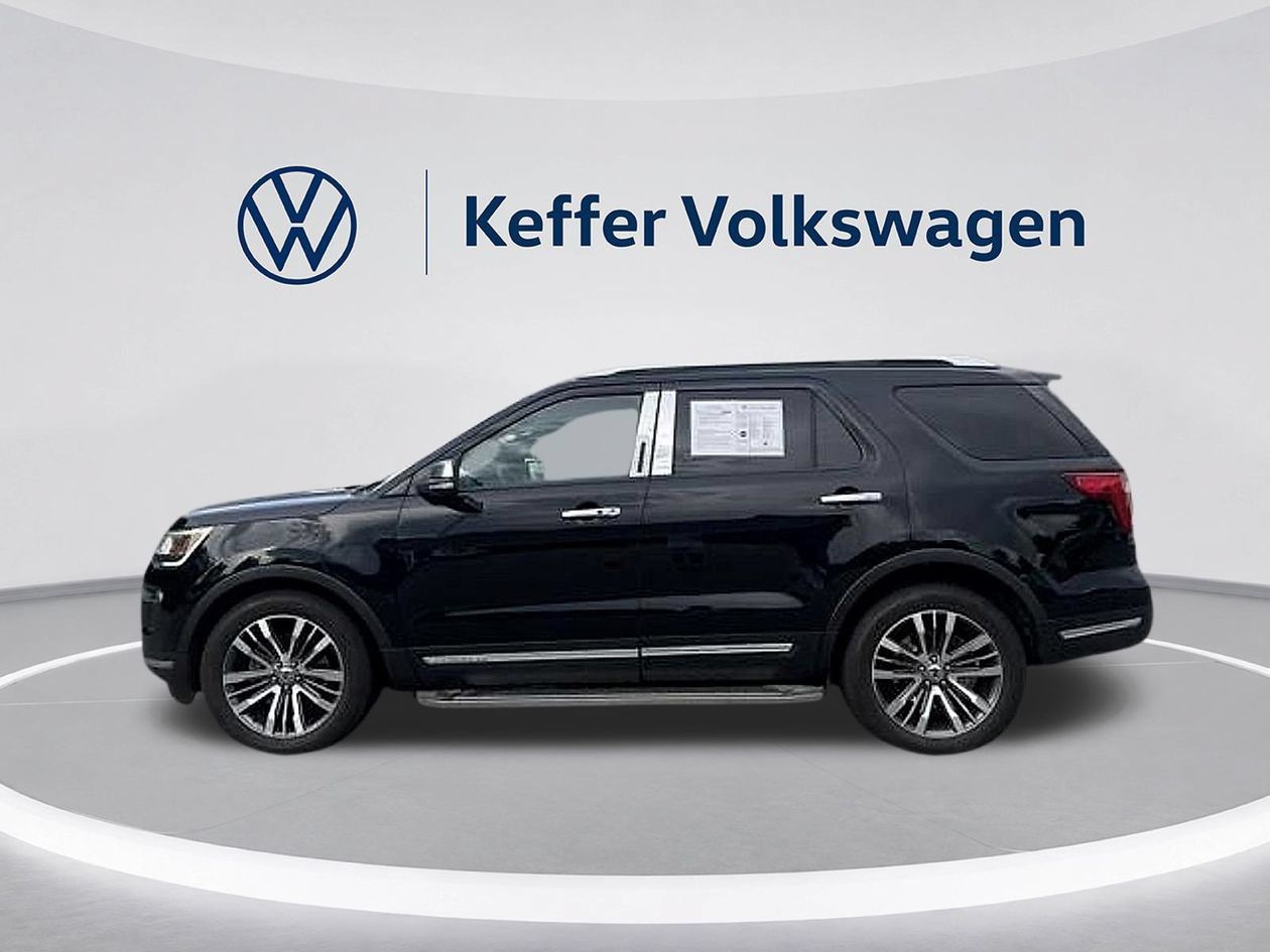 Used 2019 Ford Explorer Platinum AWD/4WD image 2