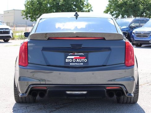 Used 2017 Cadillac CTS V w/ Luxury Package RWD image 10