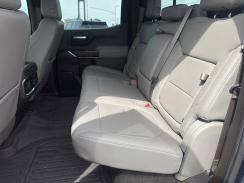 Used 2021 GMC Sierra 1500 SLT w/ SLT Convenience Package AWD/4WD image 14