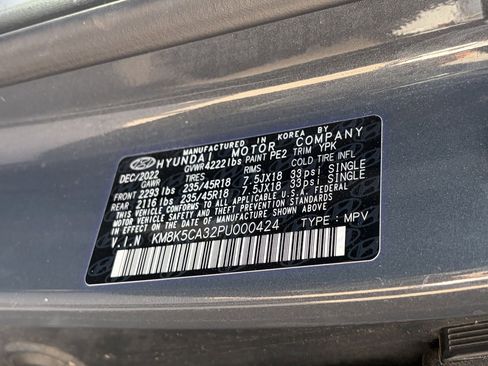 Used 2023 Hyundai Kona Limited AWD/4WD image 16