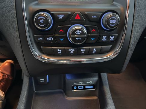 Used 2015 Dodge Durango Citadel w/ Technology Group image 19