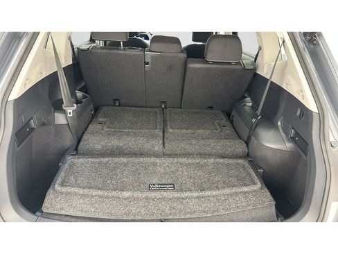 Used 2022 Volkswagen Tiguan S FWD image 24