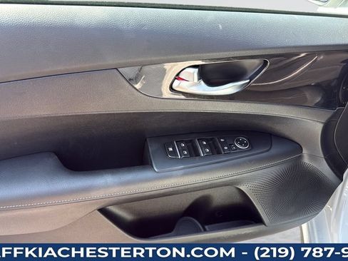 Used 2023 Kia Forte GT-Line FWD image 34