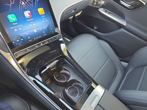 New 2026 Mercedes-Benz GLC 300 4MATIC image 25