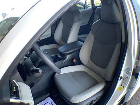 Used 2024 Toyota RAV4 Limited FWD image 11