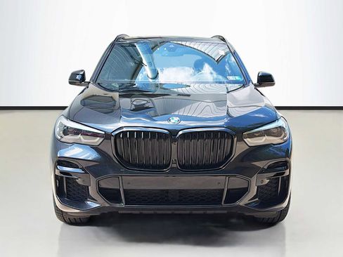 Used 2022 BMW X5 xDrive40i w/ M Sport Package AWD/4WD image 2