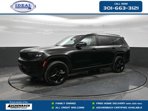 Used 2022 Jeep Grand Cherokee L Laredo AWD/4WD image 1