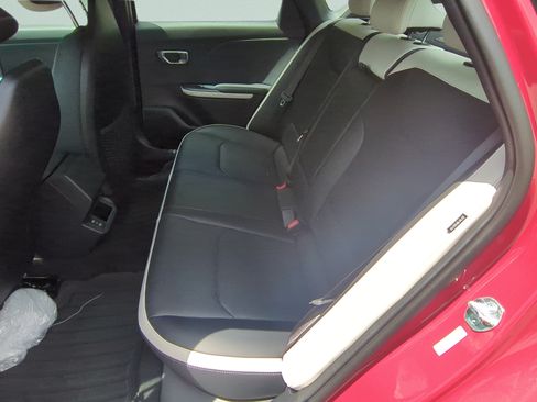 New 2026 Kia K4 GT-Line FWD image 9