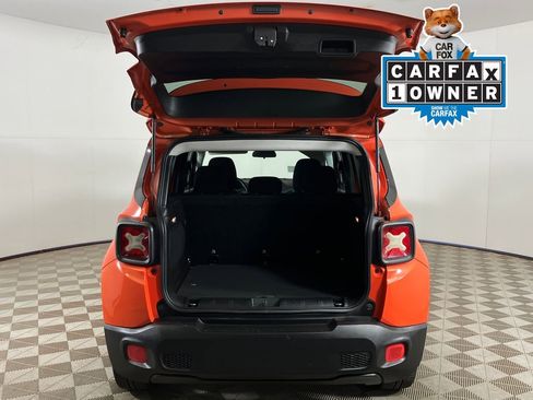 Used 2015 Jeep Renegade Latitude image 33